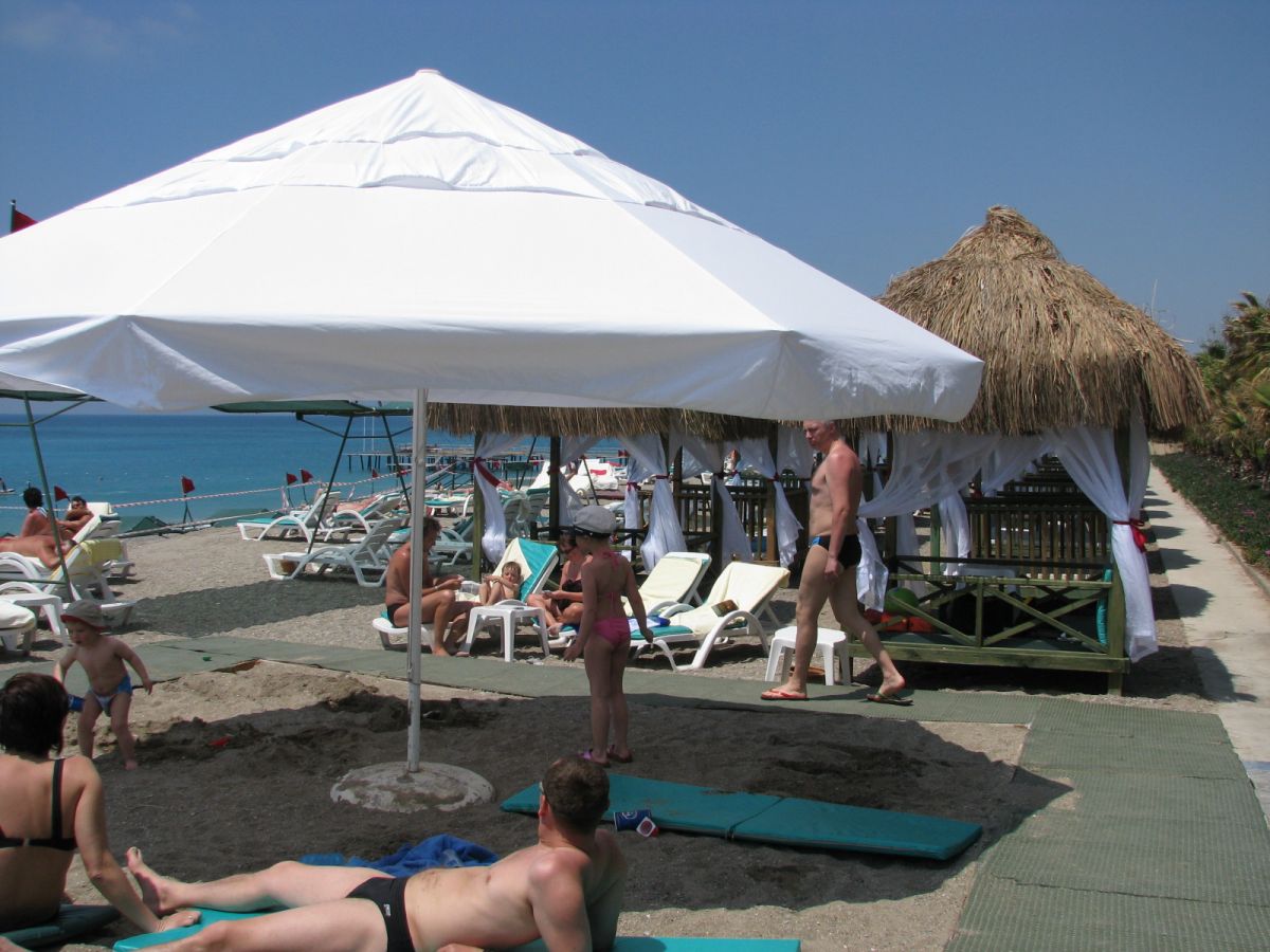 imagini hotel DELPHIN BOTANIK